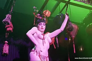 Hai người thuê nhà sẵn phim sex gái nhật bản sàng trả tiền bằng thư.