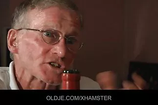 Từ gai nhat ban sex sự dịu dàng, boner đã bốc cháy.