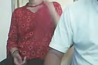 Sự khiêm tốn làm tăng thêm độ khít cho massage nhật bản sex âm hộ.