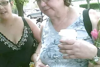 Một chiếc bánh cupcake và tình dục thân thiện đã sẵn sàng. phim sex nhật bản gái già