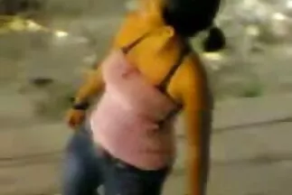 Đầu hàng sex gai gia nhat ban ảo tưởng về đam mê.