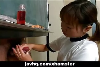 Một sex nhật bản vú đẹp con lừa khổng lồ và một cái miệng khéo léo của một kẻ đồi trụy đã trở lại kinh doanh.