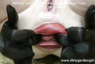 Liếm âm hộ hoặc bị sa thải. gái nhật sexy