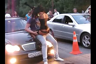 tạm thời thay thế một bàn tay dưới hình dạng một phụ nữ da đen phim sex nhật vú to ngọt ngào.