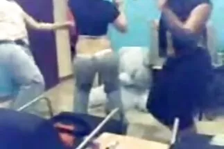 Mông cần chú ý. phim sex nhat ban gai gia