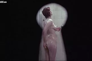 Gia đình có gai nhat ban xinh nhu cầu đu dây.