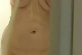 Bộ ngực rám nắng cần được chăm phim lầu xanh nhật bản sóc khẩn cấp.