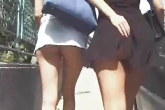 Trò chơi con gái phim set pha trinh nhat ban cho Halloween.