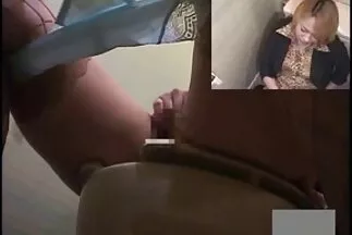 Hậu môn công cộng sex gai xinh nhat ban với một chút thân mật