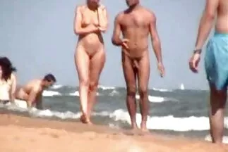 cưỡi ba ​​con gà phim sex nhật bản gái 15 trống.